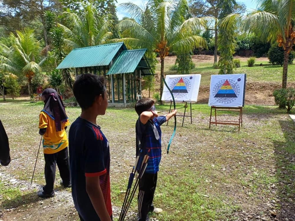 Lemuni Retreat & Training Centre - Kerling, Selangor Hotel Ngoại thất bức ảnh